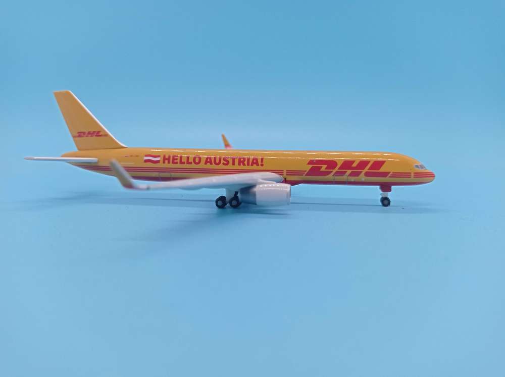 DHL AIR AUSTRIA BOEING 757-200 / HERPA – SJU Pilot Store